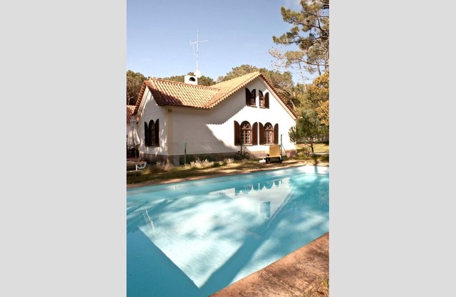 Villa mit Pool, nahe am Strand, für Natur- und Ozeanliebhaber