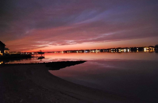 Large waterfront home close to beaches