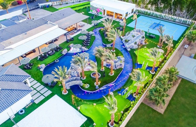 Lazy River Resort!Theater,Pickleball,GameRM, SLPS25+