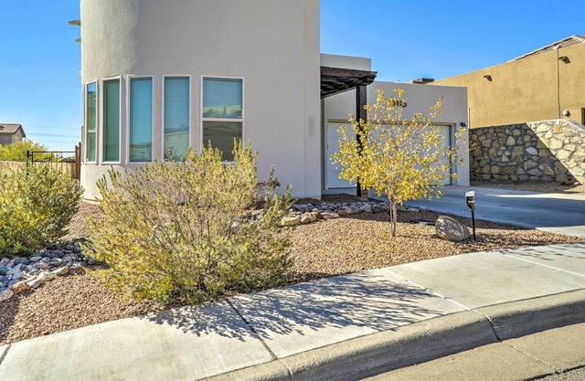 Las Cruces Retreat w/ Patio - Close to Dtwn!