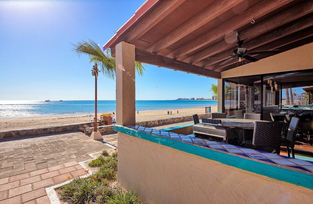 Las Gaviotas 2BR/2BA Ocean View 1st FL- 413