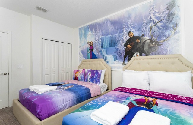 Last Minute Disney Getaway! Private Pool & Themed Bedrooms. Book Now! #77303