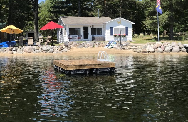 "Laugh-a-Lot" Vermietung auf alle Sportarten Pratt Lake, Gladwin MI