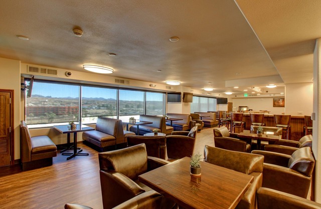 Laughlin River Lodge