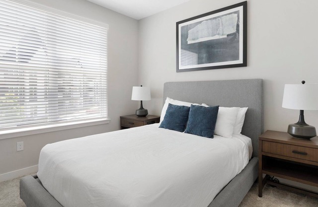 Laurel 2BD 4 - Two Bedroom Apartment, Sleeps 4