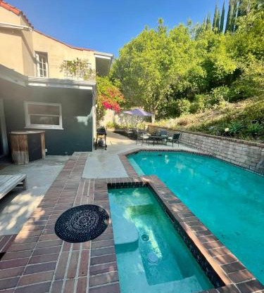 Laurel Canyon Sanctuary with Pool and Spa