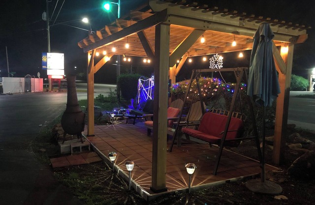 Laurel Park Inn