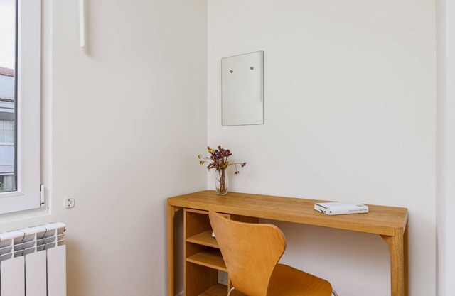 Laurentina House: Lisbon Charm & Garden