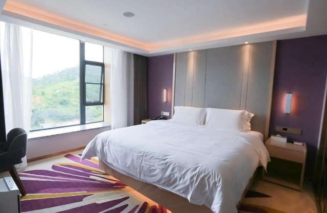 Lavande Hotel (Gaozhou Chengdong Bus Station Branch)