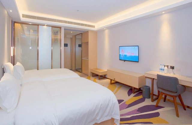Lavande Hotels·Nanjing South of Olympic Stadium Daishan New Town