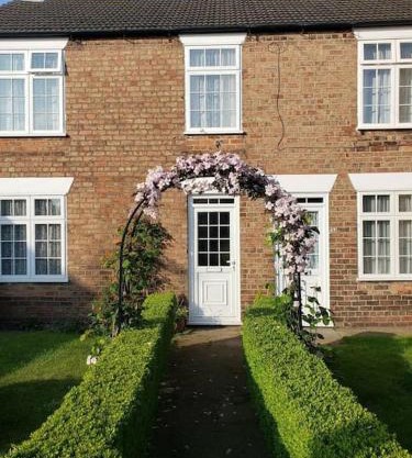 Lavender Cottage, a pretty period cottage in Louth