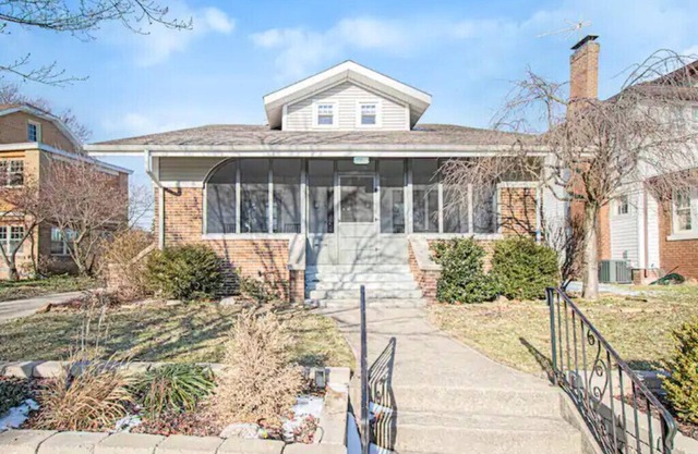 Lavish River Front Home 1 Mile From Notre Dame