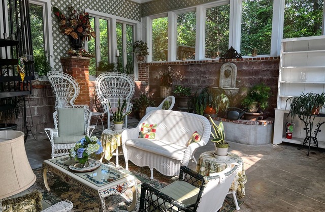 Layton Castle's Carriage House - 2bdrm/2bath with a sunroom and high ceilings.
