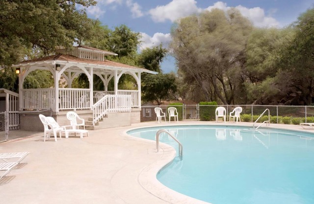 Lazy J Ranch Motel