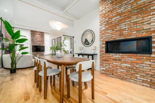Le 1911 Luxury Condo