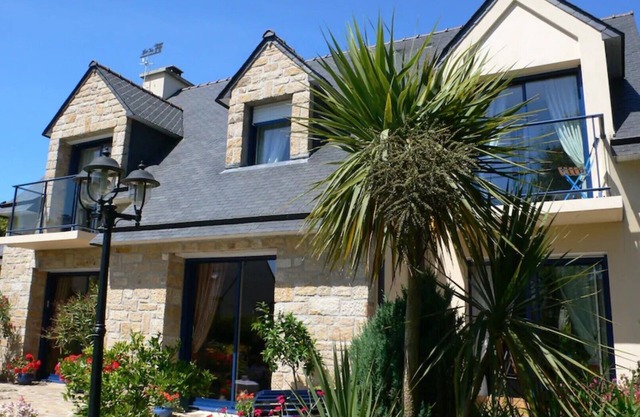 Le BLEU DES ILES*** Air-conditioned on the Gulf of Morbihan, quiet charm comfort garden