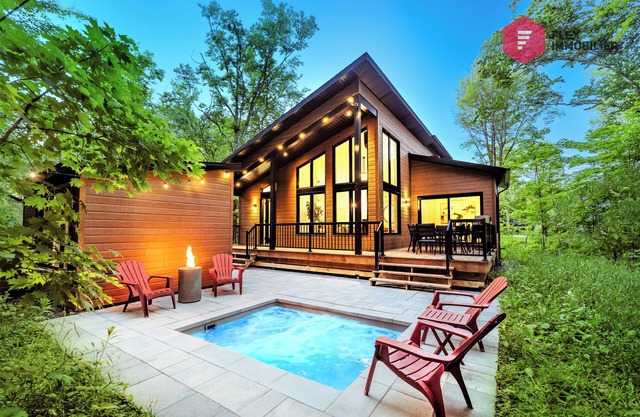 ⭐ Le Céleste de Portneuf 🪐 Hot tub in the forest ⭐