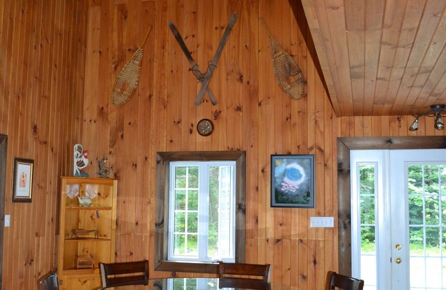 Le Chalet des Amis du Monde Charming cottage in the heart of nature.