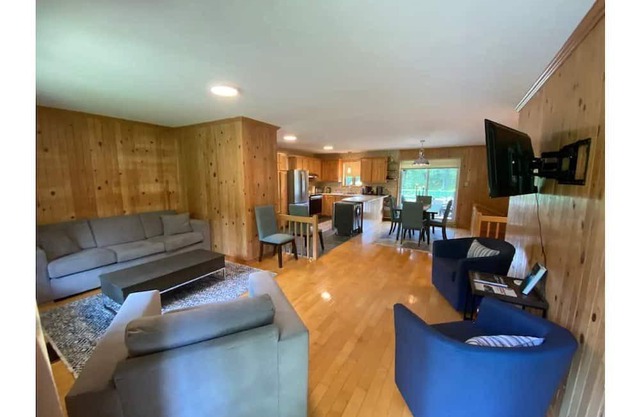 Le chalet privé au sentier enchanté