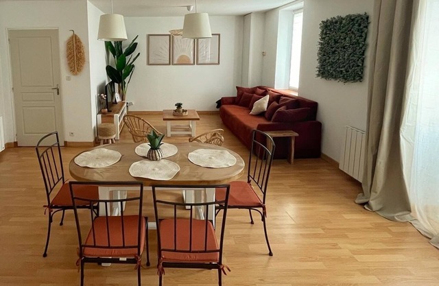 Le Cocon de Kenna 6km du PAL 3 beds 2 bedrooms