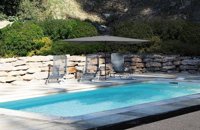 Die Ferienhäuser von Paradaou mit Pool und Klimaanlage in der ruhigen Provence