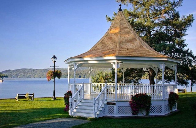 Le Huard - Chalet cozy au coeur de la nature urbaine de North Hatley