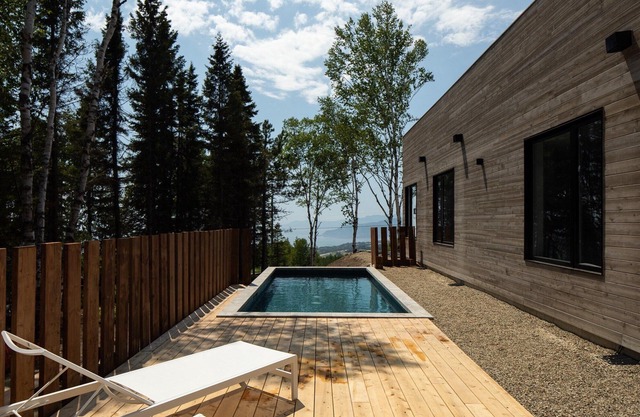 Le Littoral : Luxurious Chalet with Pool, Sauna, Spa & View