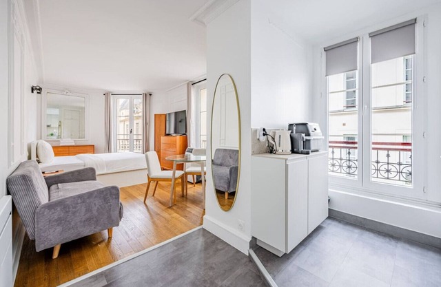 Le Marais studio Sevigné