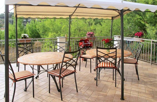 Le Mimose 2 bedrooms 6 Pax