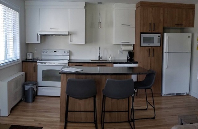 Le Paisible, 1 bedroom, downtown