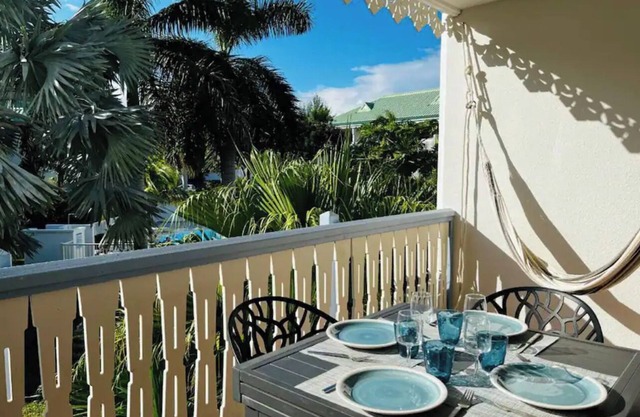 Le Palmier Bleu, Cocon Tropical, Plage & Piscines