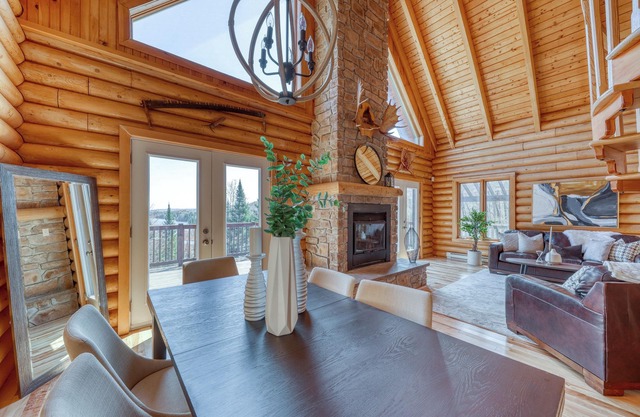 Le Paradis Courchevel - Luxe Chalet with Private Jacuzzi, Pool & Scenic Views