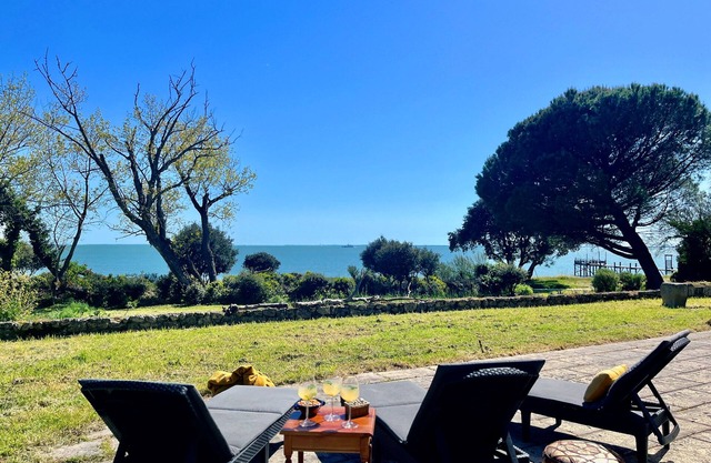 Le petit Fauchon-Villa-Villa-Ensuite Bad-Blick aufs Meer