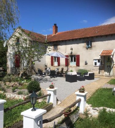 Le Petit Moulin
