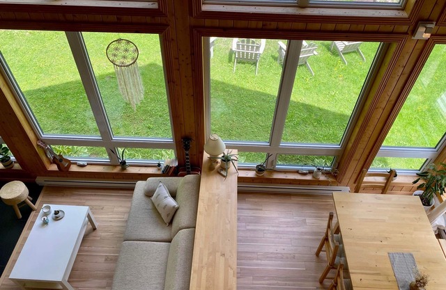Le Petit Renard | Riverfront cottage