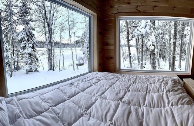 Le PicBois, Tiny house on the side of the river. Perfect get away to disconnect