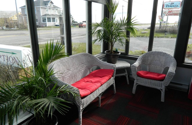 Le Pirate Motel & Camping
