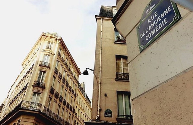 Le Procope- St Germain Odeon Historic 1750 Charm Duplex STREET OF THE OLD-COMEDY