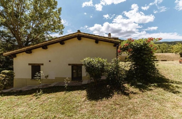 Le Radici - La Cantina - Relax in Umbria, the heart of Italy