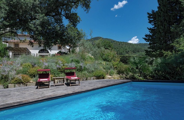 LE SCUDERIE: Villa with private pool and park
