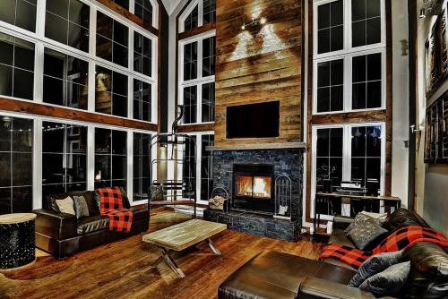 Le Sto Shack 25 Chemin Blanc by Les Chalets Alpins