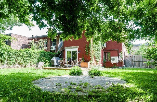 Le Tierra - Private Parking & Huge Backyard