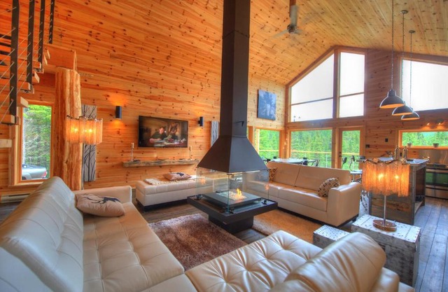 Le Val d'Isère - Les Chalets Spa Canada