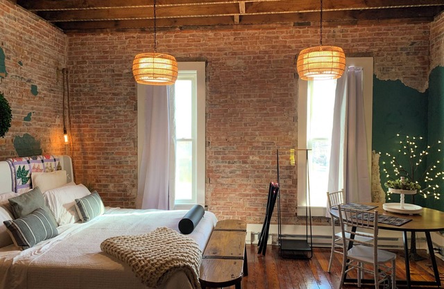 Leader Loft, Cozy and Quaint