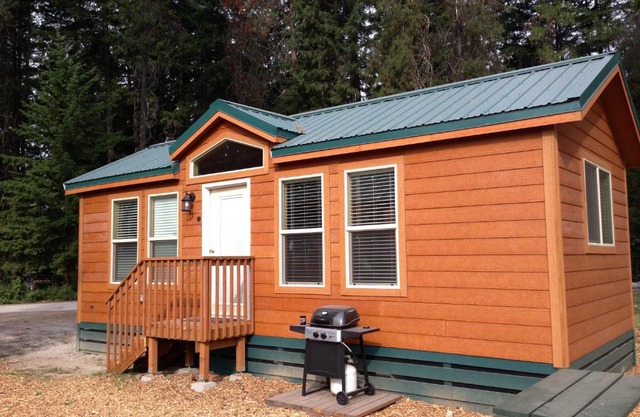 Leavenworth Camping Resort Cottage 7