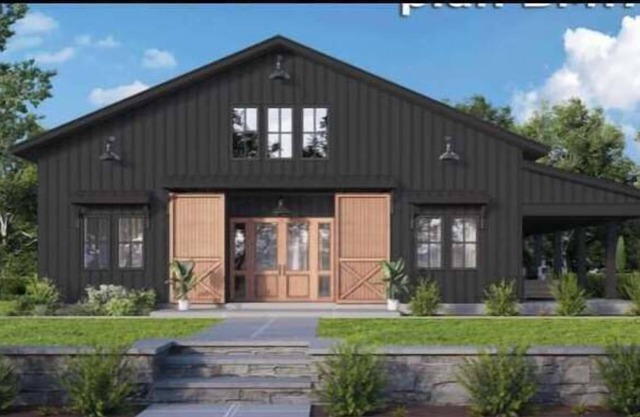 Leelanau Day Tripper - Modern Barndominium Retreat | Sauna Bikes Beaches W