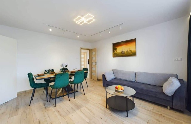 Legionów 34E | Stilvolle Wohnung | Strandnähe