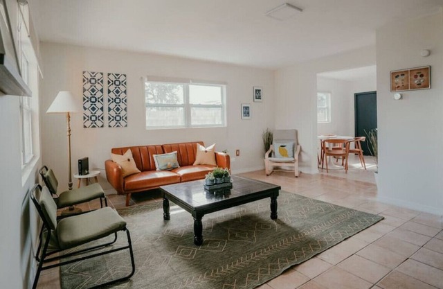 Legoland Escape 2Bed/1Bath Home Sleeps 6