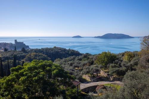 Lerici - Ancient Liguria free parking