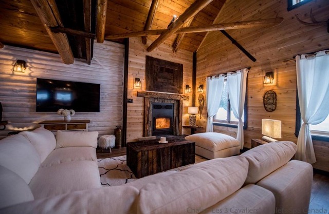 Les 3 Cavaliers - Les Chalets Spa Canada